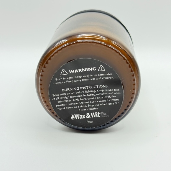 Wax Wit Mr and Mrs Candle Scented Champagne Bubbles Gift - Picture 5 of 5